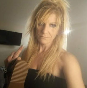 Meet your Posher, Robbye